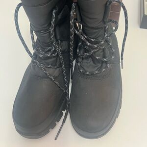Timberland Women's Black Winter Boots